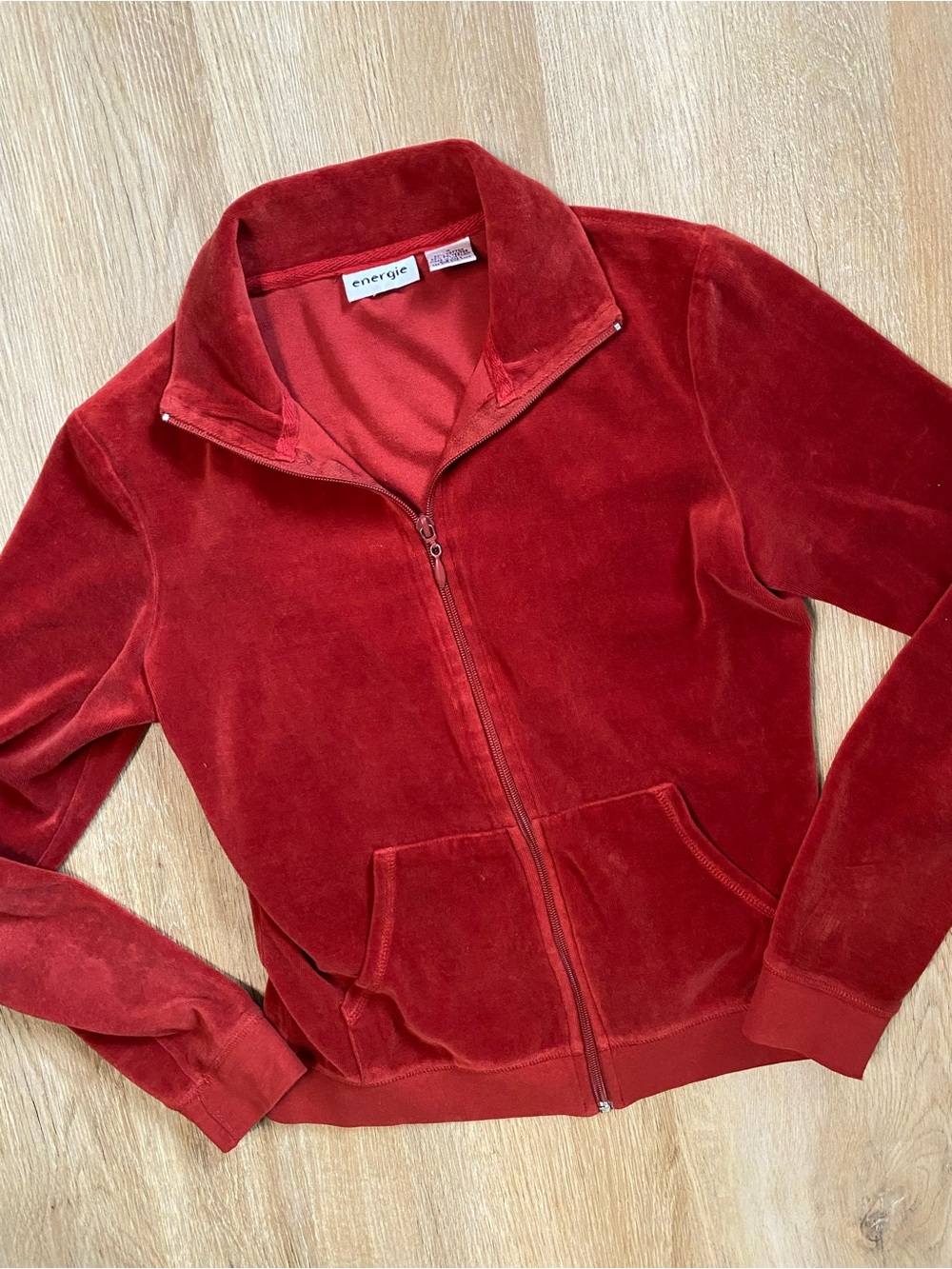 Vintage Energie Women's Red Velour Zip-Front Jacket